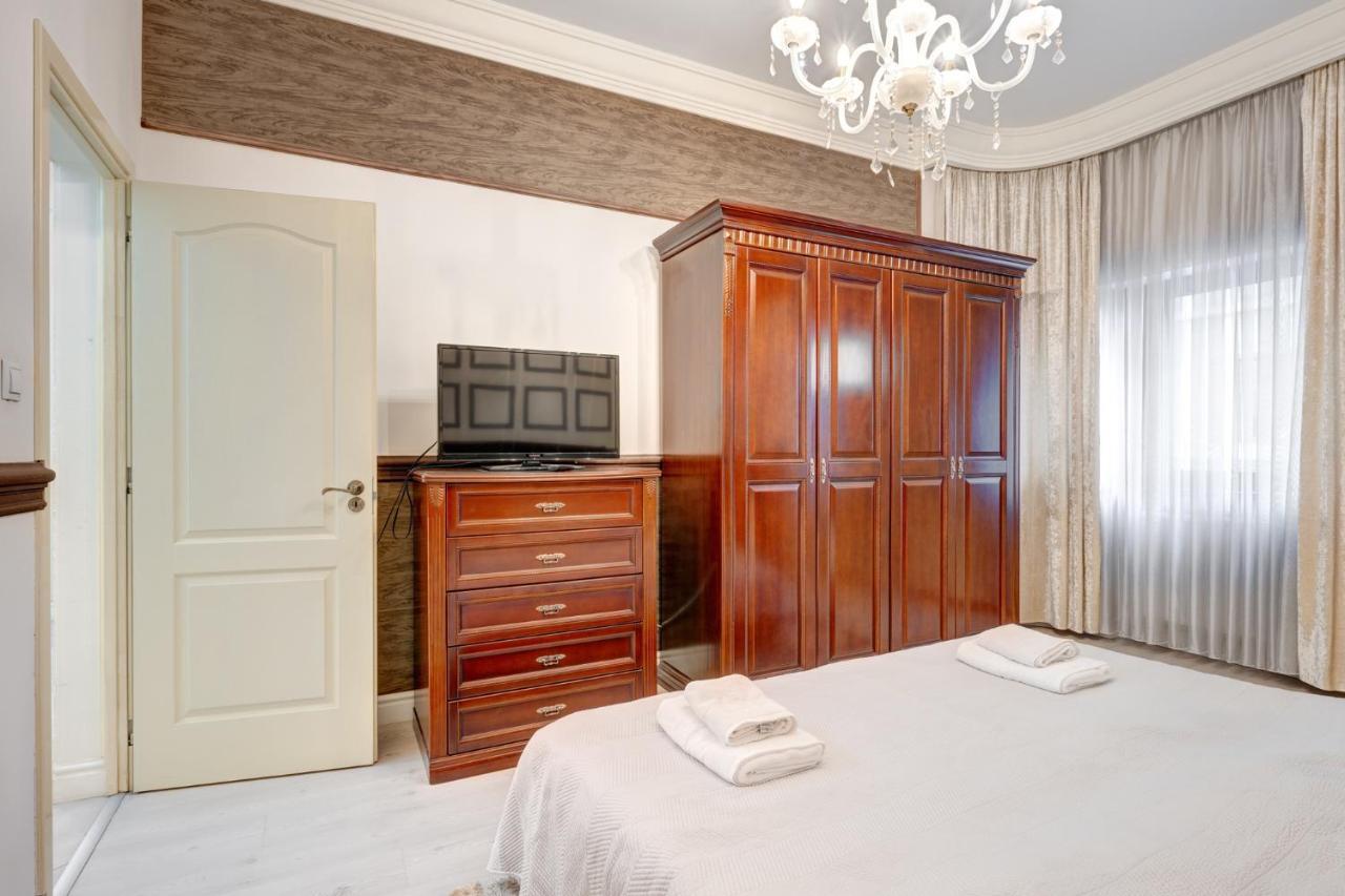 Beautiful 2Bedflatcismigiu Daire Bükreş Dış mekan fotoğraf
